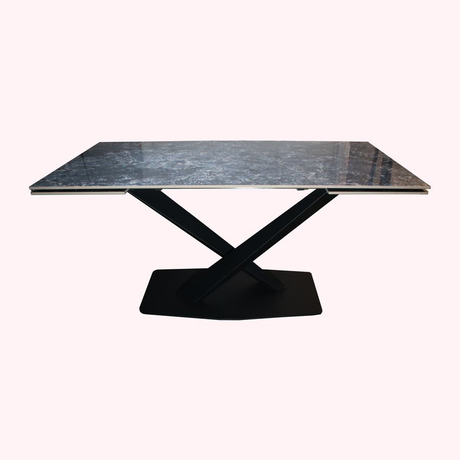 Cosmos Extendable Table